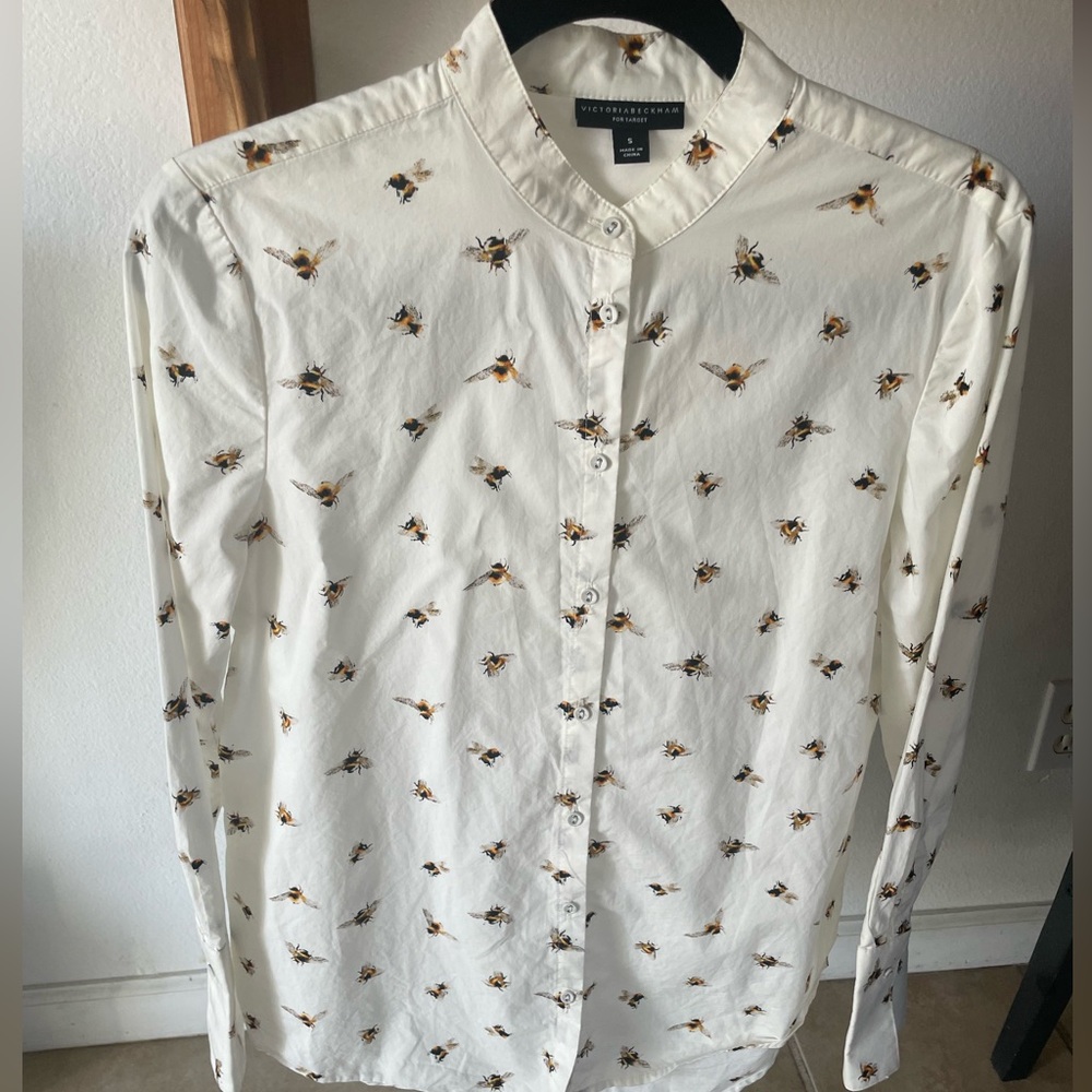 Victoria Beckham for Target Bee pattern button-down shirt, size Small